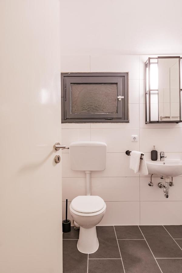 Flats 4 You, Moderne City Wohnung Naehe Hbf, Due-Messe 20 Min, Netflix, Kueche Duisburg Exterior photo