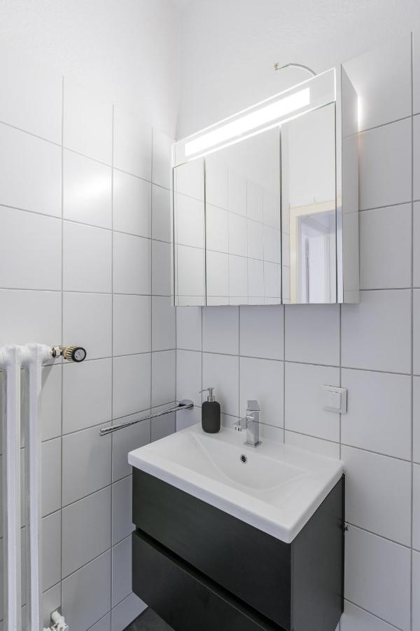 Flats 4 You, Moderne City Wohnung Naehe Hbf, Due-Messe 20 Min, Netflix, Kueche Duisburg Exterior photo