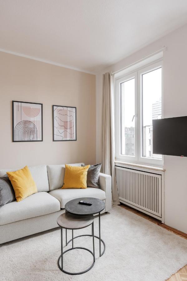 Flats 4 You, Moderne City Wohnung Naehe Hbf, Due-Messe 20 Min, Netflix, Kueche Duisburg Exterior photo